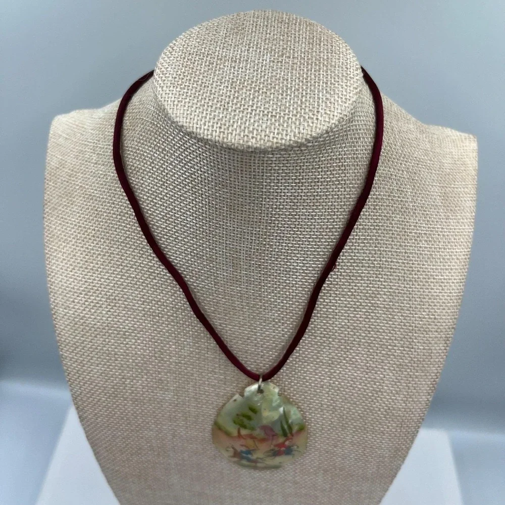 VTG Hand-Painted Mother-Of-Pearl Polo Match Persian Storyteller Pendant Necklace - Picture 6 of 9